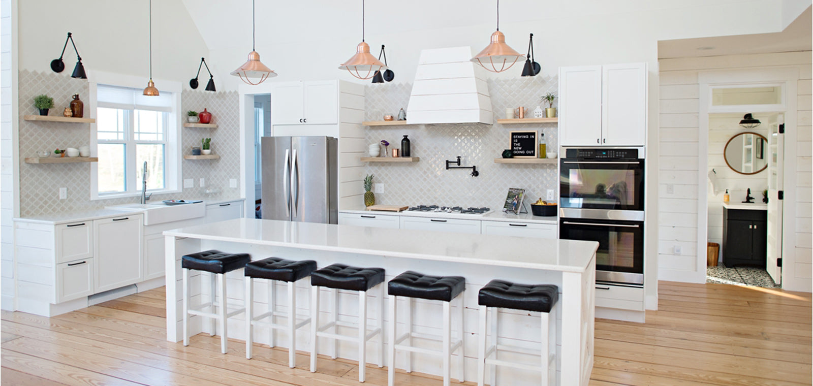 Farmhouse Style with Supermatte White Shaker