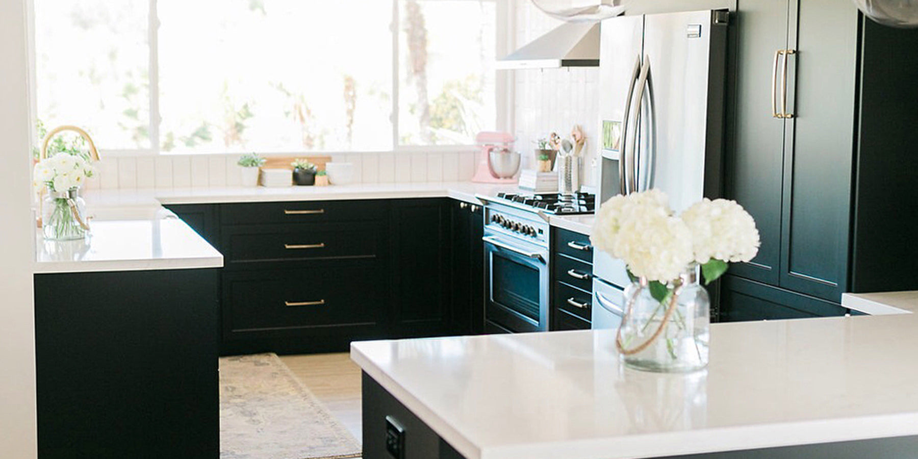 Classic Black Shaker Kitchen from 1111 Light Lane