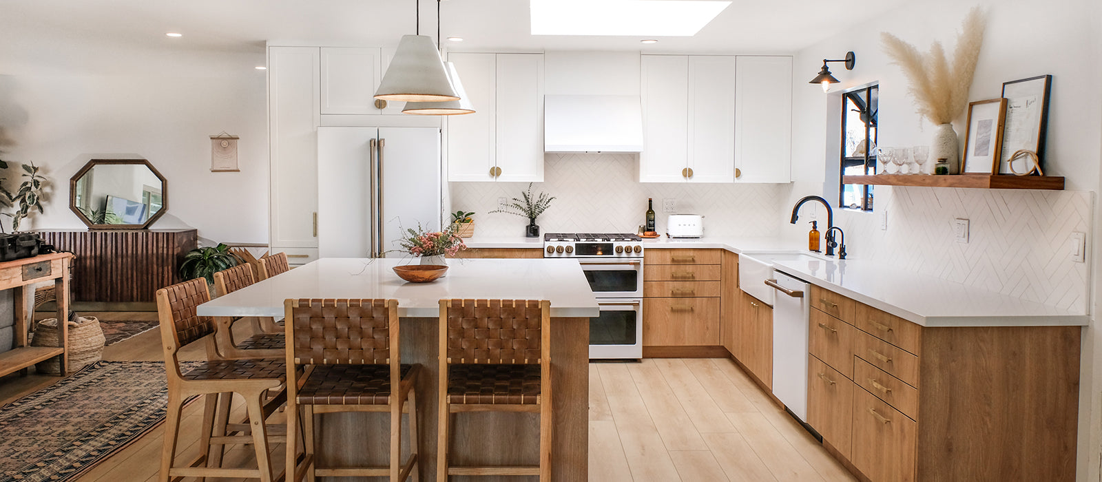 The Avocado House's Two-tone Kitchen Reno