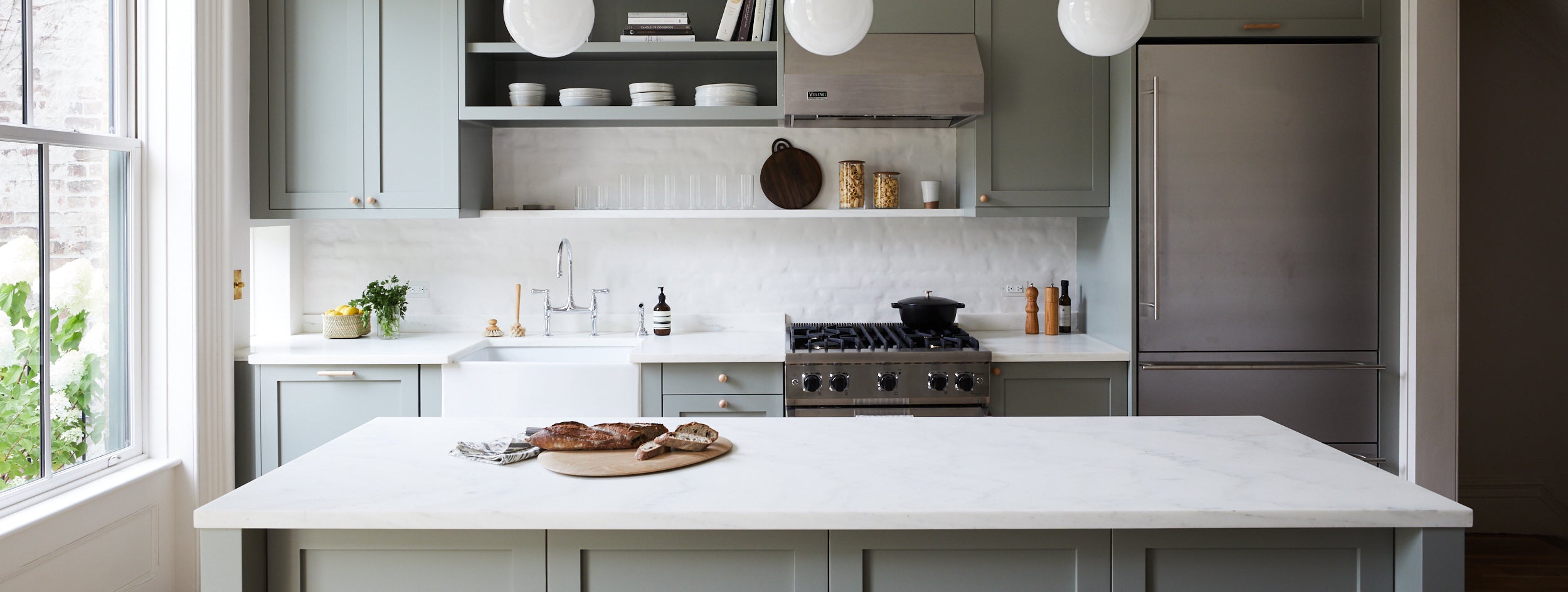 Choosing Your Kitchen Cabinet Style: A Guide to Semihandmade Doors