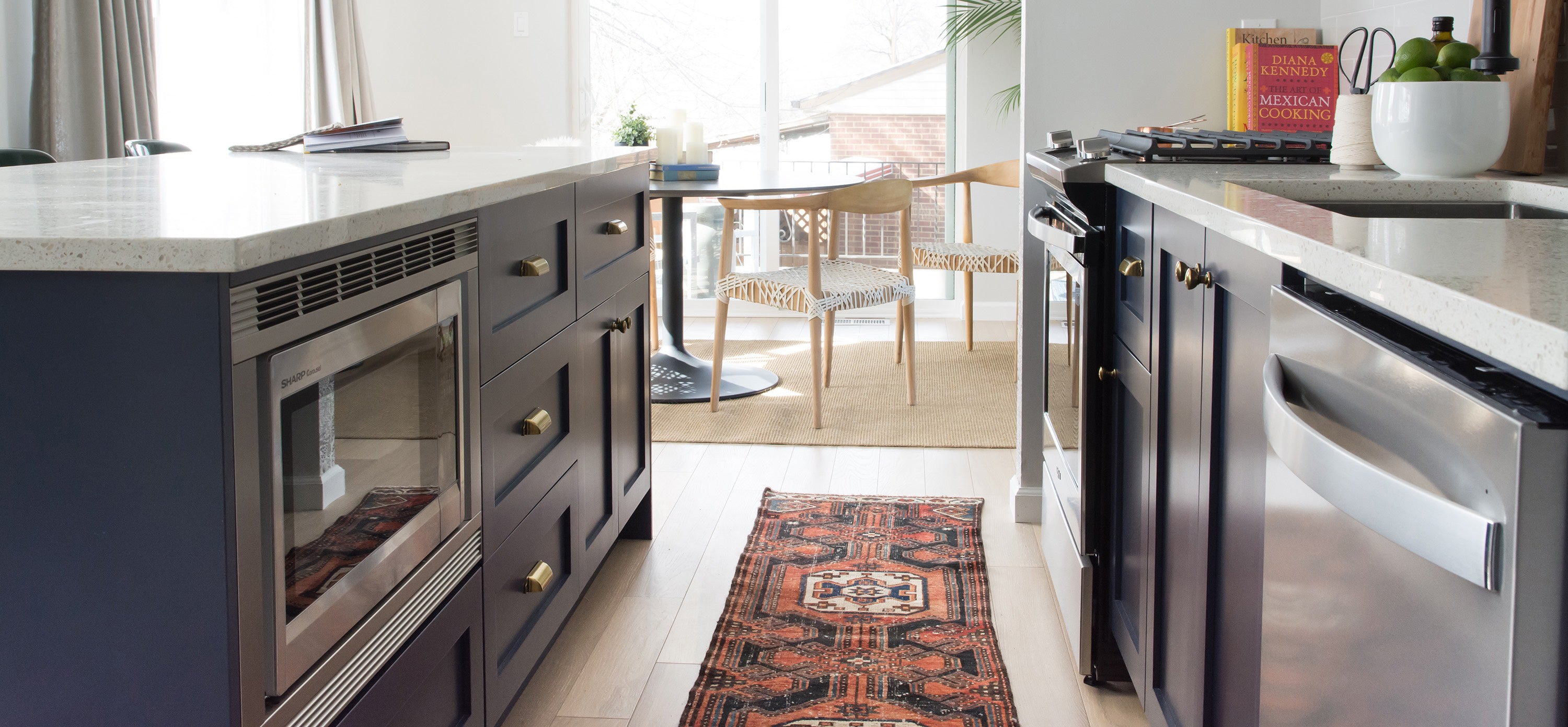 Inspiring Navy Kitchen Makeover