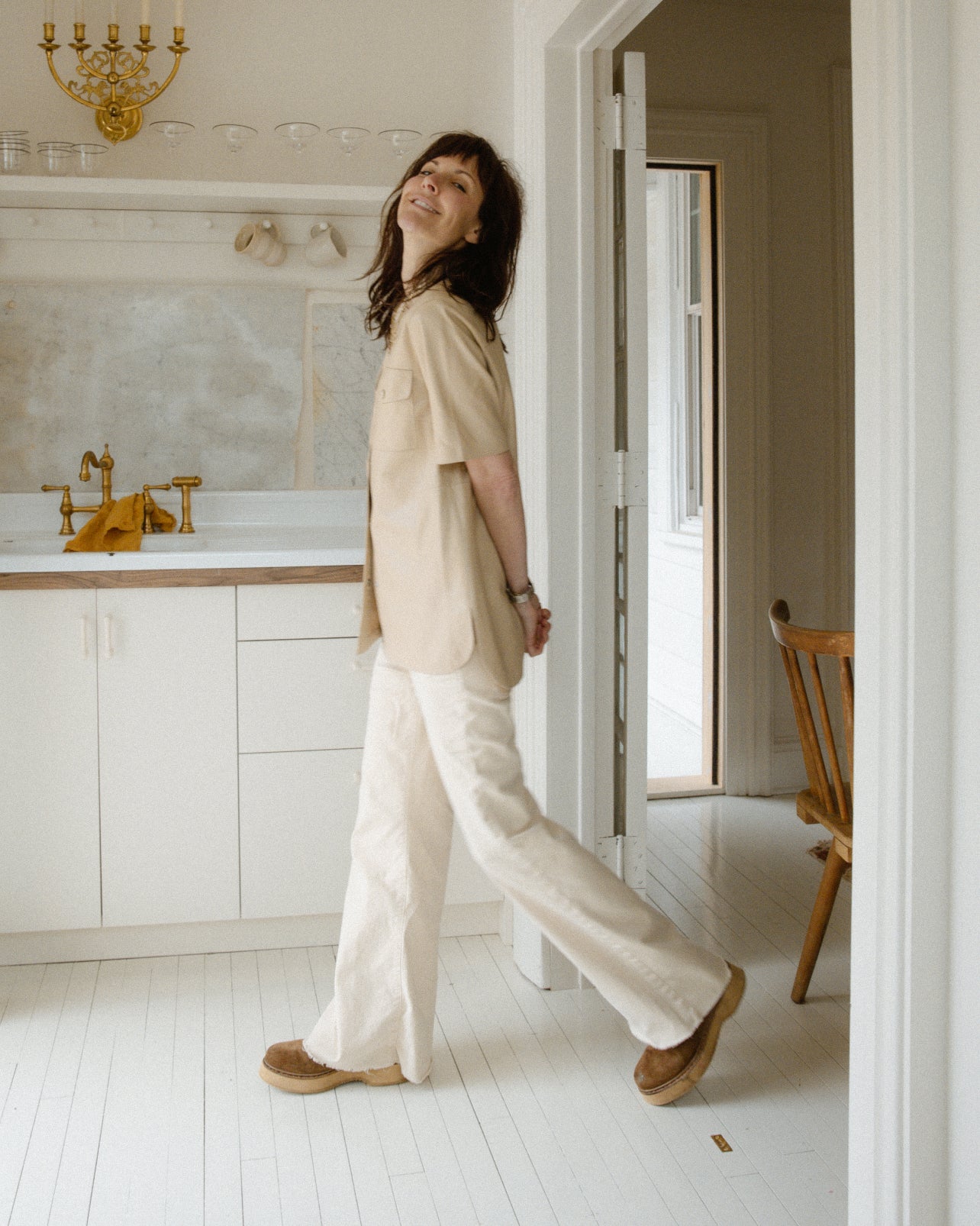 Paper White Slab Leanne Ford