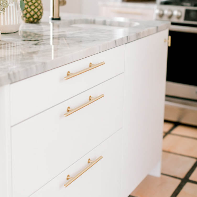 18" Round Bar Pull - Brushed Brass Brushed Brass