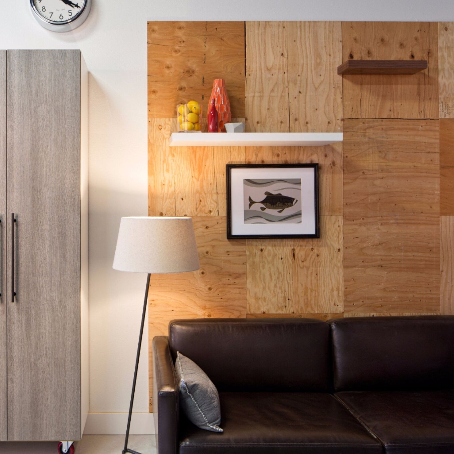 Floating Wall Shelves Shelving That Delivers A Custom Look Semihandmade floating-wall-shelves-shelving-that-delivers-a-custom-look-semihandmade